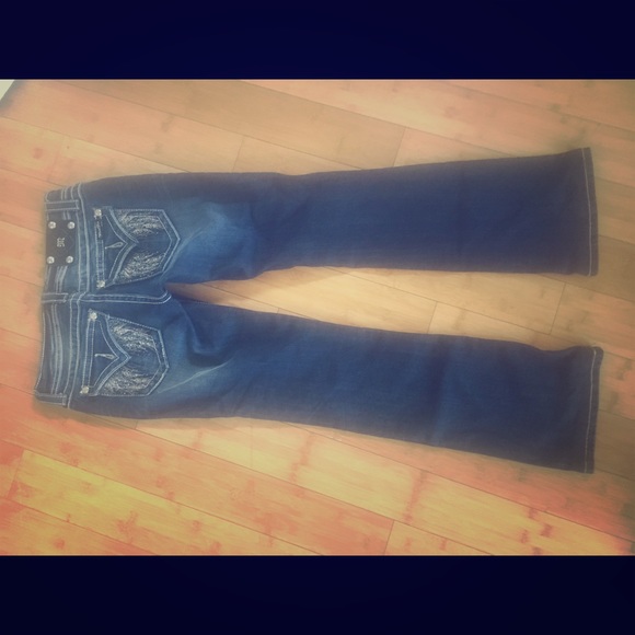 Miss Me Jeans with angel wings on the pockets - Picture 1 of 3